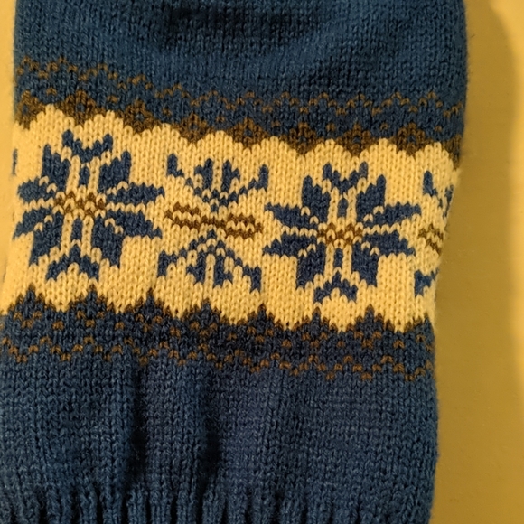 .. Pet sweater - Picture 3 of 5